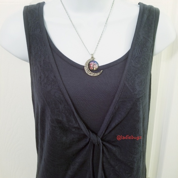 Mercer & Madison Sleeveless Twist Front Top - Picture 2 of 6